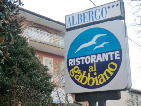 Отель Hotel Ristorante al Gabbiano  Понте Ди Пиаве